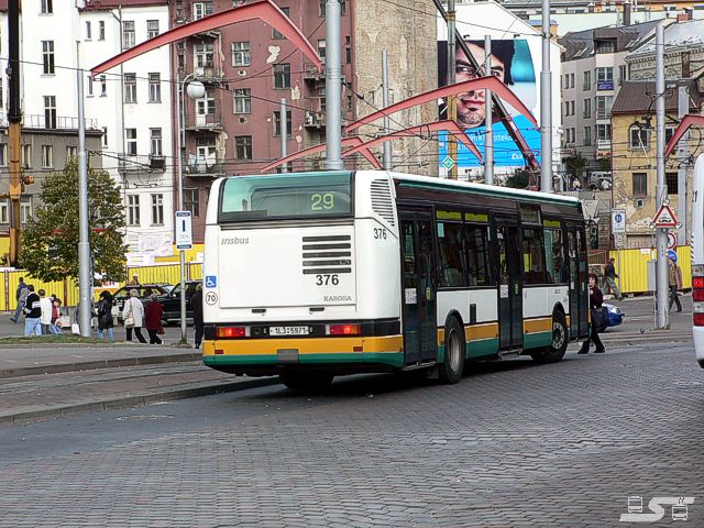 Kliknut�m okno zav�ete
