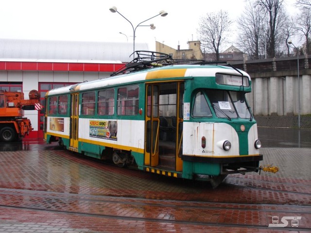 Kliknut�m okno zav�ete