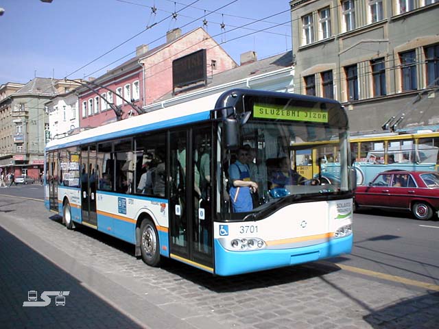 Kliknut�m okno zav�ete
