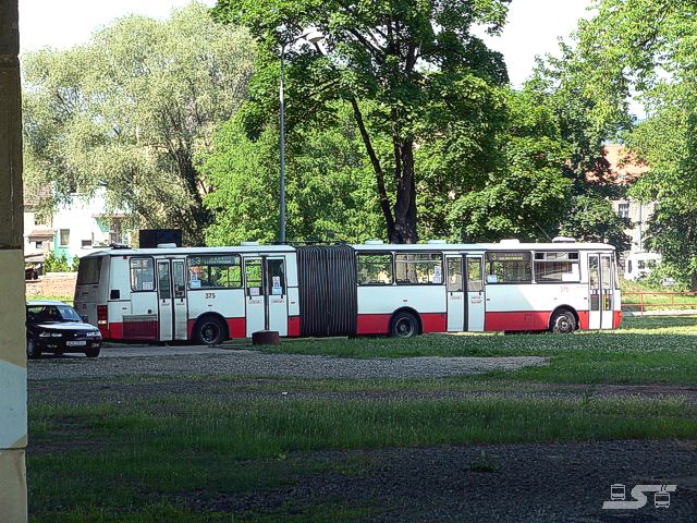 Kliknut�m okno zav�ete