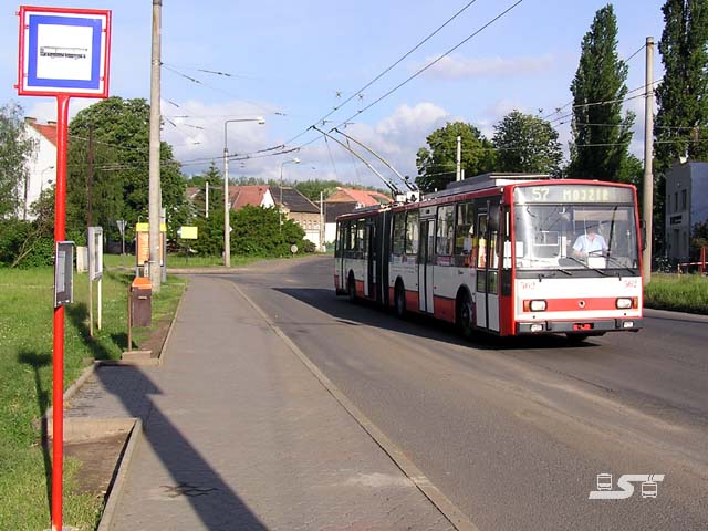 Kliknut�m okno zav�ete