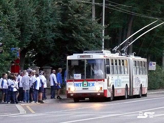 Kliknut�m okno zav�ete